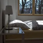 度假居 Sonneninsel In By Interhome *