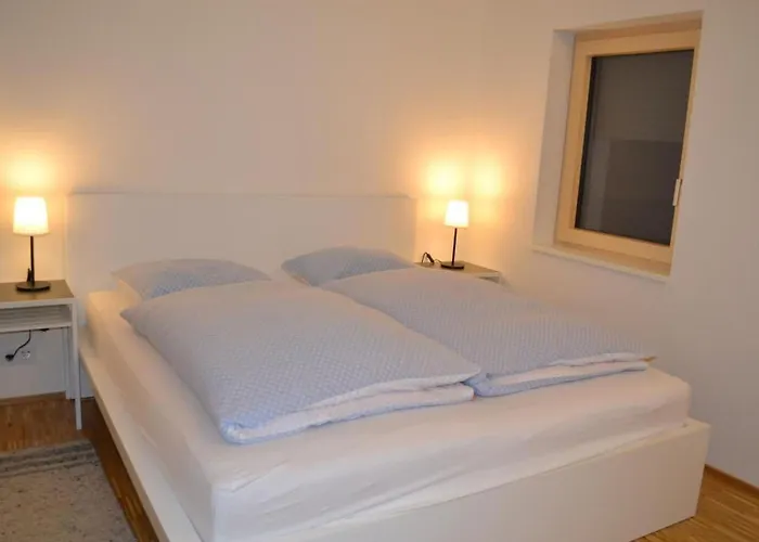 Holiday home Sonneninsel In Velden Am Woerthersee By Interhome Velden am Woerthersee