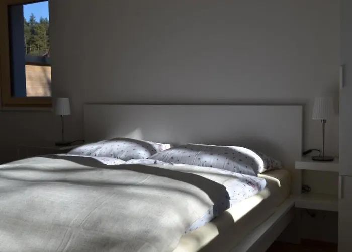 Holiday home Sonneninsel In Velden Am Woerthersee By Interhome *