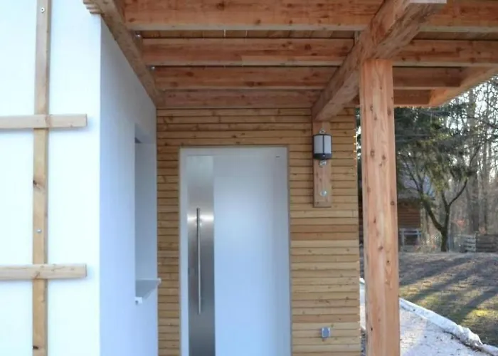 Sonneninsel In Velden Am Woerthersee By Interhome וולדן אם וורתרסי